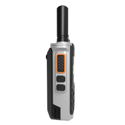 Portée de communication de 1 à 10 km Transcepteur radio portable UV-16 5W RF Idéal pour la construction