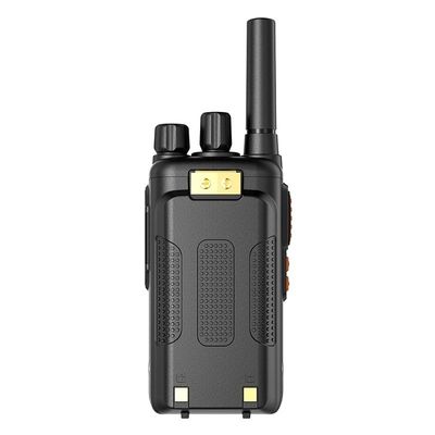 Chargeur USB de type C de 5 W pour les walkie-talkies à longue portée Stabilité de fréquence 2,5 ppm 100*55*35 mm