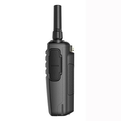 Chargeur USB de type C de 5 W pour les walkie-talkies à longue portée Stabilité de fréquence 2,5 ppm 100*55*35 mm