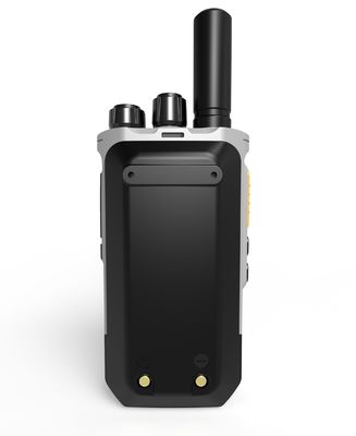 Chargeur USB à longue portée de type C Walkie Talkie avec puissance RF de 5W et fréquence 400-480MHz