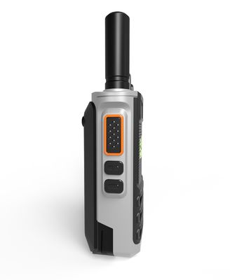 Chargeur USB à longue portée de type C Walkie Talkie avec puissance RF de 5W et fréquence 400-480MHz