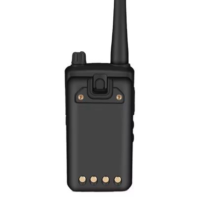 3 à 10 km portée de parole numérique DPMR commercial radio à deux voies walkie-talkie pour Mag One VZ-D135