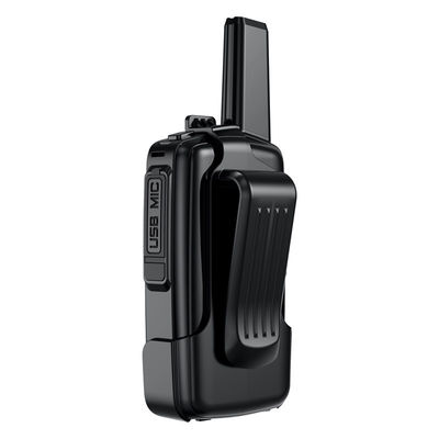 Radios portables à deux voies de 5 W en noir avec batterie rechargeable et chargeur USB
