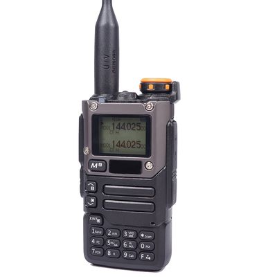 Interphone de restaurant hôtel VHF UHF Walkie Talkie portable avec une batterie au lithium-ion de 1600 mAh