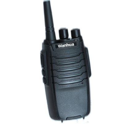 Radio portable à longue portée UHF/VHF à haute puissance 5W de Walkie Talkie Manufacture