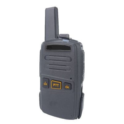 16 canaux Coût de stockage compétitif VHF UHF Walkie Talkie pour la randonnée et le restaurant