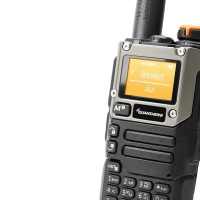 Radio analogique à double bande à deux voies walkie-talkie noir portable pour une communication fluide