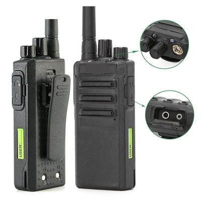 Émetteur radio à deux voies UHF de 128*60*33 mm pour une plage de fréquences de 400 à 470 MHz