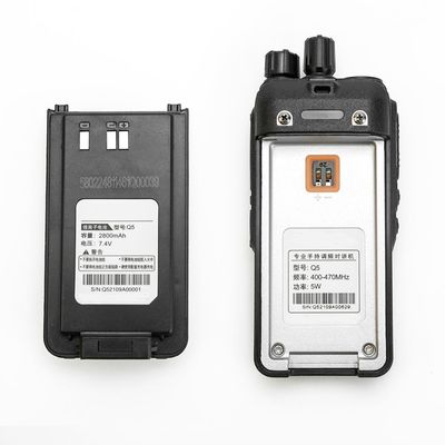 Radio portative UHF VHF à double sens pour les randonnées Camping Intercoms de restaurant