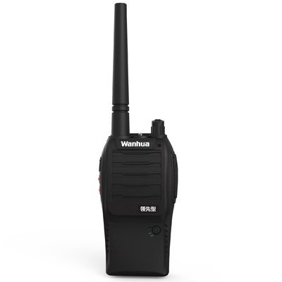 Radio à double bande étanche avec une impédance d'antenne de 50Ω et une capacité de batterie de 3800 mAh
