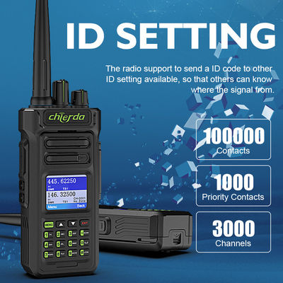 GPS IP67 Digital Walkie Talkie pour la communication par émetteur-récepteur VHF UHF 150*64*40mm