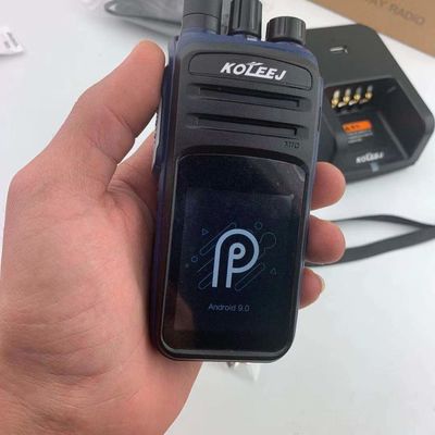 1800 mAh de capacité de batterie Walkie Talkie Android 9.0 N58 avec longue portée 4G et GPS
