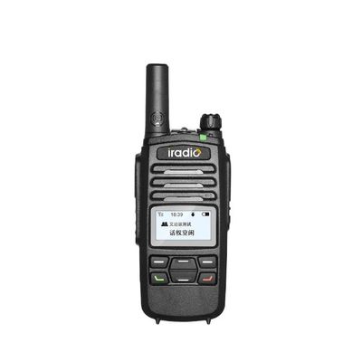 GPS portatif 2g/3g/4g CDMA/WCDMA/carte SIM réseau POC radio bidirectionnelle avec lampe de poche LED