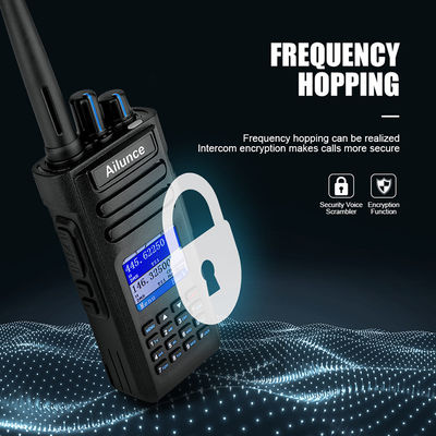 Émetteur-récepteur radioamateur Alinco avec une capacité de batterie de 3200 mAh et un poids de 0,35 kg