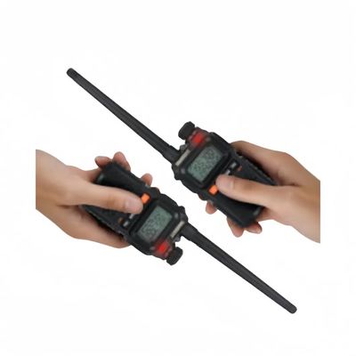 Niveau de résistance à l'eau IPX6 2W 4W 5W Walkie Talkie pour chantiers de construction et usines
