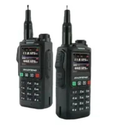 Niveau de résistance à l'eau IPX6 2W 4W 5W Walkie Talkie pour chantiers de construction et usines