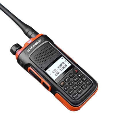 Dual Band Walkie Talkie numérique XIR P3688 DP1400 CP200D DEP450 avec et en noir