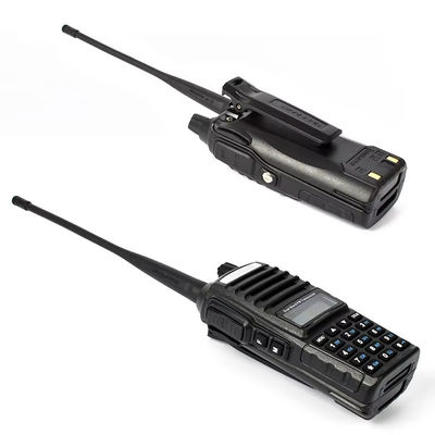 265g BAOFENG UV-82 Dual Band Dual Display Dual Walkie Talkie en attente pour les professionnels