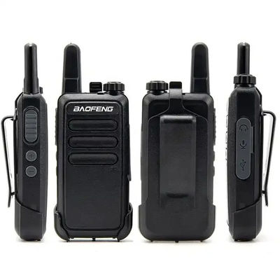 Chargement USB Radio Walkie Talkie à deux voies 115 * 60 * 33 mm avec modèles numériques XIR P3688