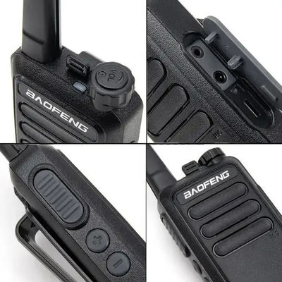 Chargement USB Radio Walkie Talkie à deux voies 115 * 60 * 33 mm avec modèles numériques XIR P3688