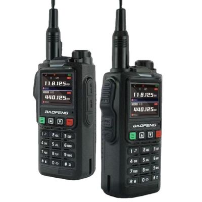 Baofeng UV18 Private Mold Quad Band Walkie Talkie pour la communication UHF VHF à longue portée