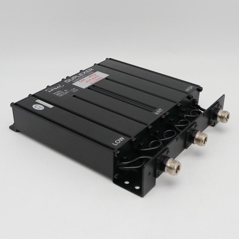 30W 50W UHF6 Duplexer à cavité N Connecteur Radio répéteur de mélodie GRATUITE Duplexer VHF 400-470Mhz 134-176Mhz