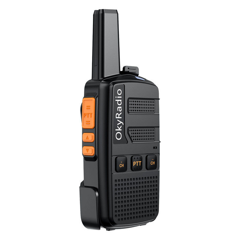 Radios portables à deux voies de 5 W en noir avec batterie rechargeable et chargeur USB