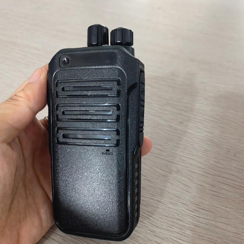Jouet portable mini-radio walkie-talkie avec une puissance de 1W et une portée de 3 km