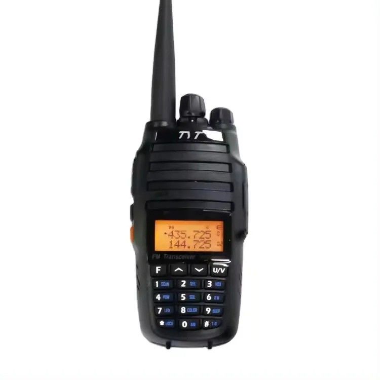 TH-UV8000e Ham Walkie Talkie avec une distance de 10 km et une plage de fréquences VHF 136-174
